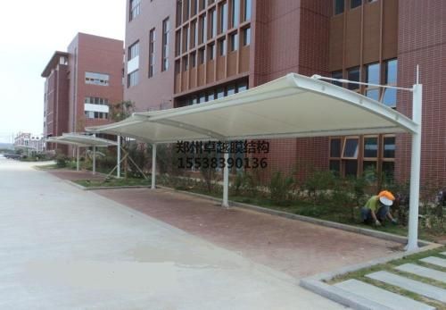 ?？?font color='red'>膜結構車棚</font>【?？谌A能發(fā)展有限公司等】施工案例