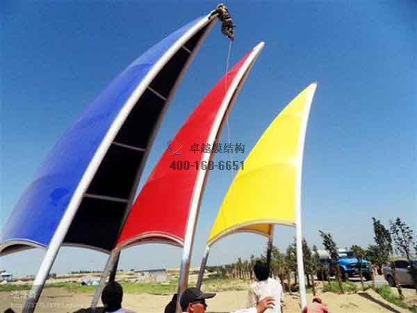 威海<font color='red'>張拉膜結(jié)構(gòu)</font>景觀設(shè)計(jì)施工【案例圖片】