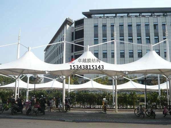 措美<font color='red'>膜結(jié)構(gòu)停車棚</font>【遮陽棚廠家】