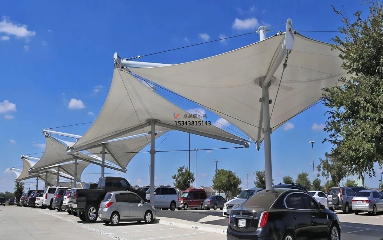 PVDF<font color='red'>膜結(jié)構(gòu)停車棚</font>